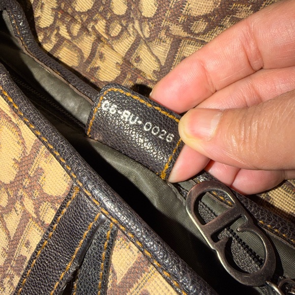 2000 Vintage Christian Dior Oblique Saddle Bag in brown canvas with leather trim - Picture 7 of 16